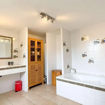 Maison De Vacances Avec Jardin Arbore Proche Plage וילה Le Bois-Plage-en-Ré