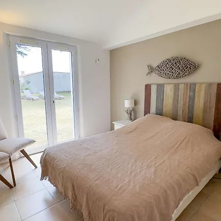 Maison De Vacances Avec Jardin Arbore Proche Plage *
