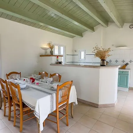 Maison De Vacances Avec Jardin Arbore Proche Plage * Le Bois-Plage-en-Ré